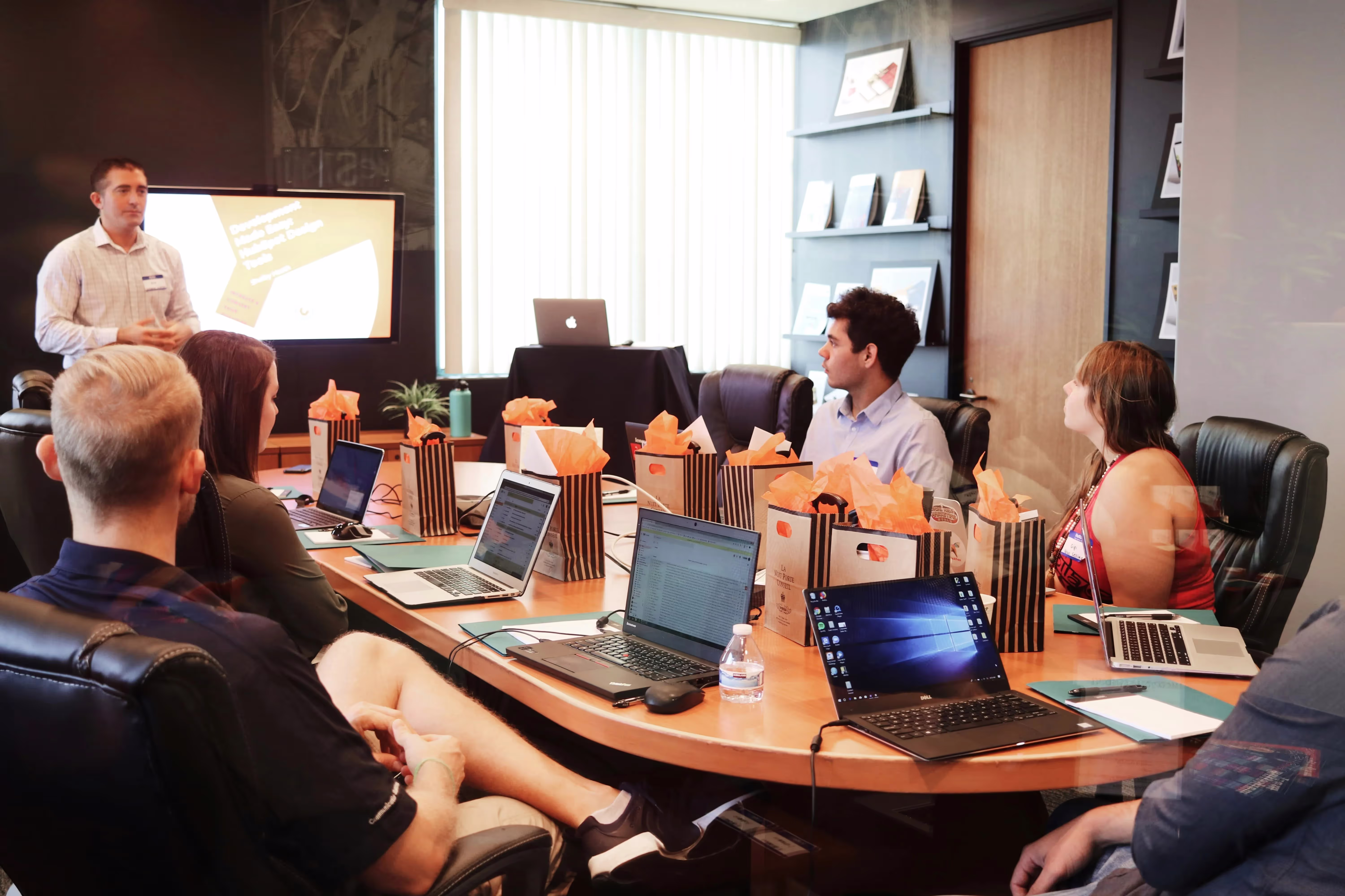 Corporate Video Editing Services Corporate Video Editing Services